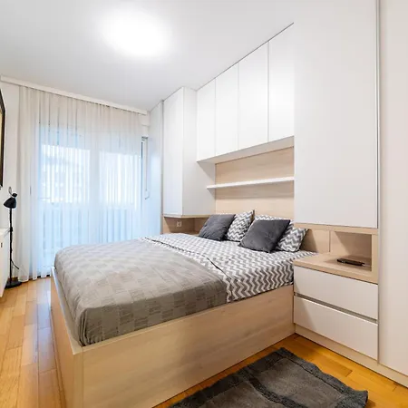 Nova Skenderijaskyline 2bdr With Balcony 아파트 *